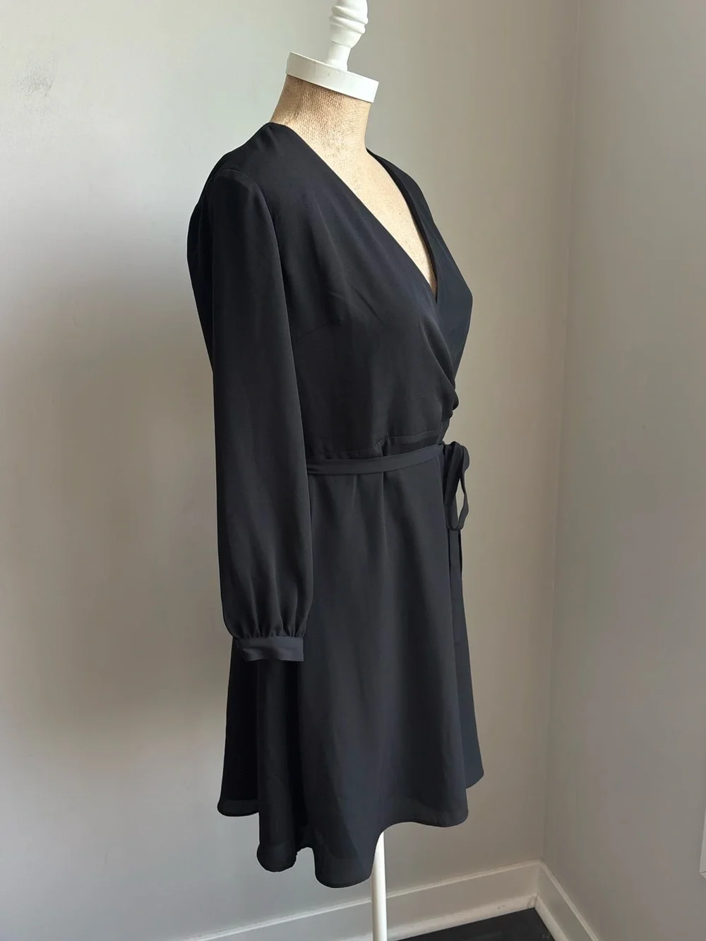Banana Republic Black Faux Wrap Tie Waist Dress Petite 2P NWT